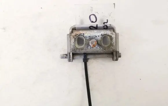Ford Mondeo Mk III Tailgate/trunk/boot hinge