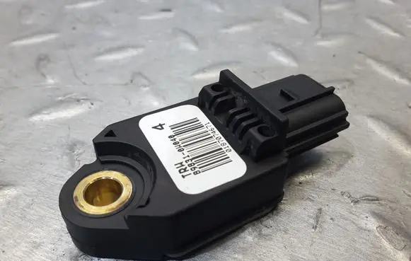 Lexus IS 220D-250-350 Airbag deployment crash/impact sensor 898310W040 0187074671