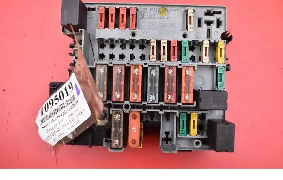 Peugeot 206 CC Fuse box set 9628024480