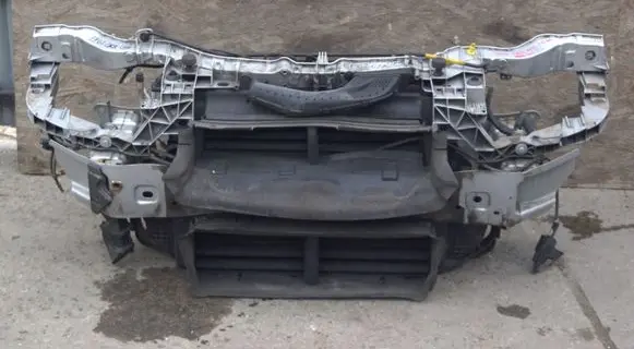 Ford Focus Radiator support slam panel