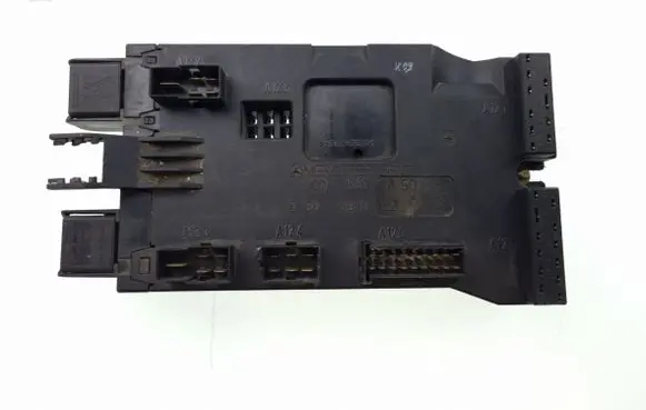 Mercedes-Benz Vito Viano W638 Fuse module A0005400650 08501002