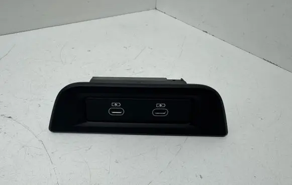 Audi E-tron GT USB socket connector 4N1035954