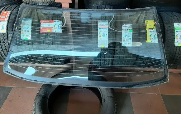 BMW 7 E32 Rear windscreen/windshield window 