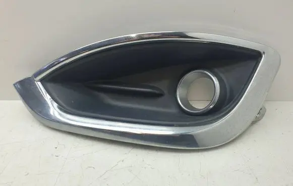 Chrysler Pacifica Front fog light trim/grill 68229007AA T4995 1168P