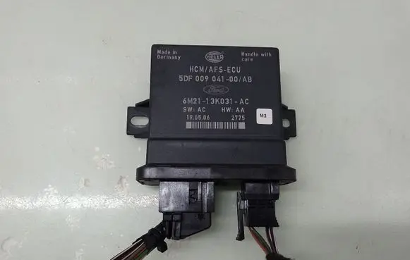 Ford S-MAX Light module LCM 6M2113K031