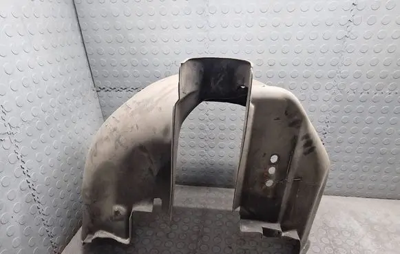 BMW 7 E38 Rear arch fender liner splash guards 8125982