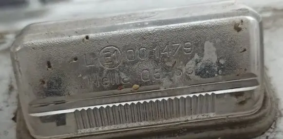Toyota Avensis T250 Number plate light sidabrine