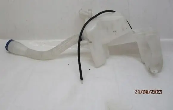 Peugeot RCZ Windshield washer fluid reservoir/tank 9681207880