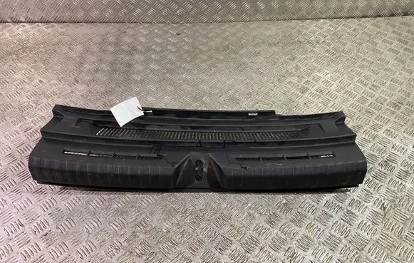 Audi A1 Trunk/boot sill cover protection 82A863471