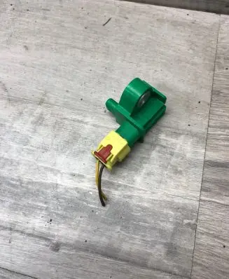 Volkswagen Golf VI Airbag deployment crash/impact sensor 5K0959351 5WK44000