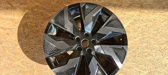 R20 alloy rim