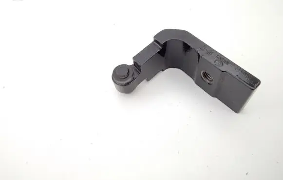 BMW 5 F10 F11 Rear door lower hinge 7185635