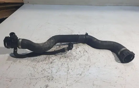 BMW 3 E90 E91 Engine coolant pipe/hose 7525641