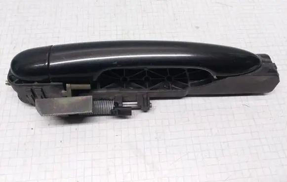 Nissan Primera Rear door exterior handle 80611AV600