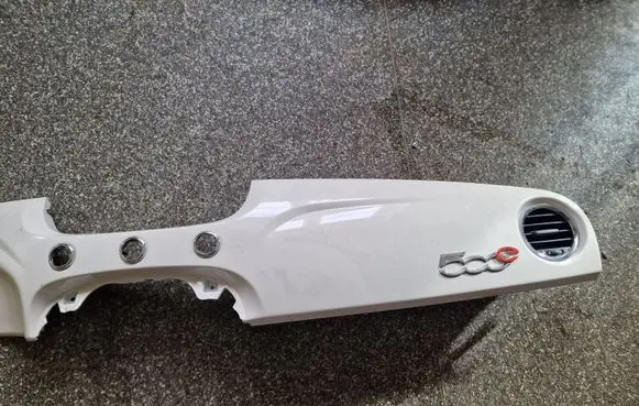 Fiat 500E Dashboard center trim panel 