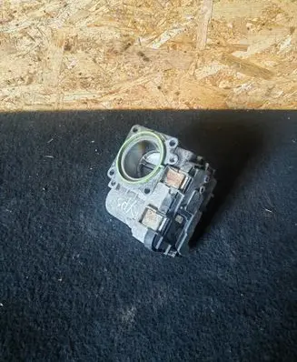 Chrysler Ypsilon Throttle valve