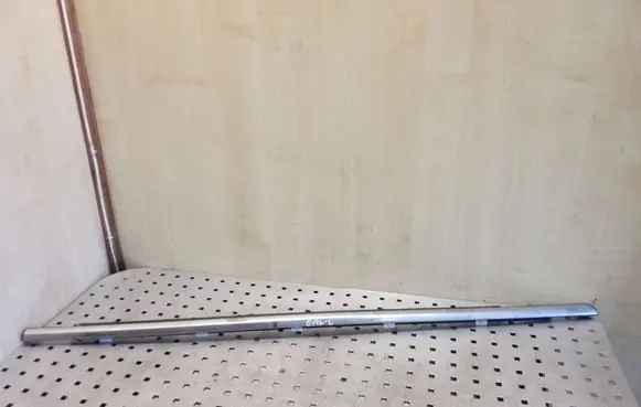 Hyundai i40 Rear door glass trim molding