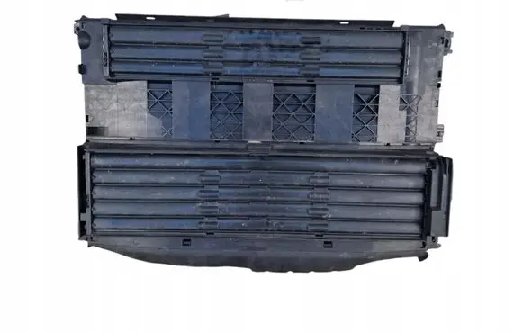 Peugeot 3008 II Intercooler air guide/duct channel