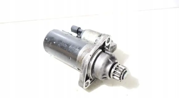 Volkswagen Touran II Starter motor