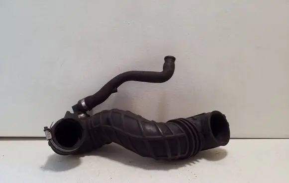Audi A6 S6 C4 4A Turbo air intake inlet pipe/hose 4A0145747A 046103221A 069129631