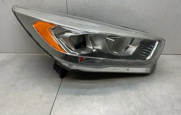 Ford Kuga II Headlight/headlamp GV4113W029DF