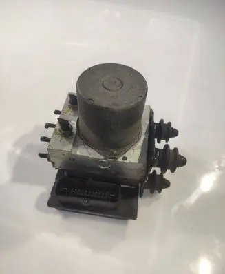 Audi A4 S4 B8 8K ABS Pump 8K0907379AK 9275K0117