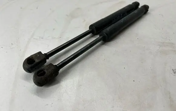 Dodge Challenger Tailgate/trunk strut/damper 04589645AB
