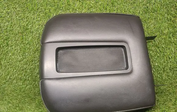 Chevrolet Suburban Armrest 