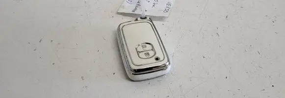 Toyota Verso Ignition key/card 
