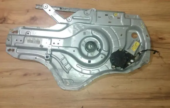 Hyundai Elantra Sliding door window regulator with motor 8240702d061ax