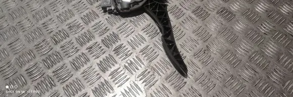 Volvo S60 Accelerator throttle pedal 31329060