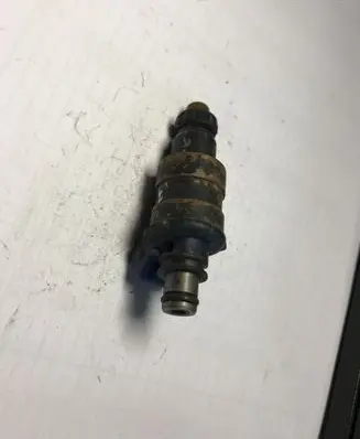 Mazda 626 Fuel injector 1955001280