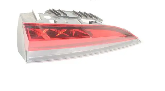 Skoda Scala Tailgate rear/tail lights 657945093