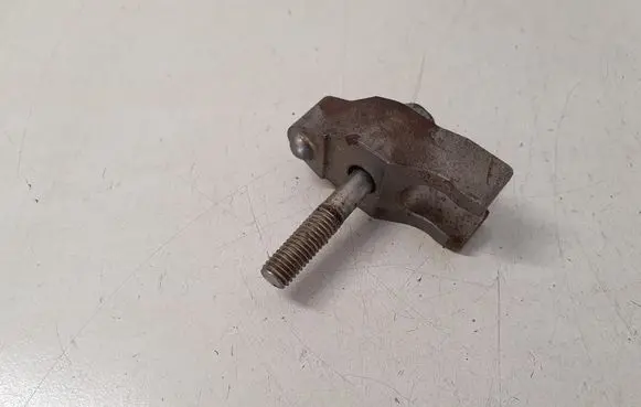 Toyota Urban Cruiser (XP110) Fuel Injector clamp holder 