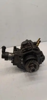 Renault Megane III Fuel injection high pressure pump