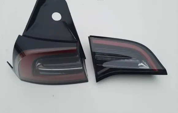 Tesla Model Y Rear/tail lights 150208600D 150208800B LP300