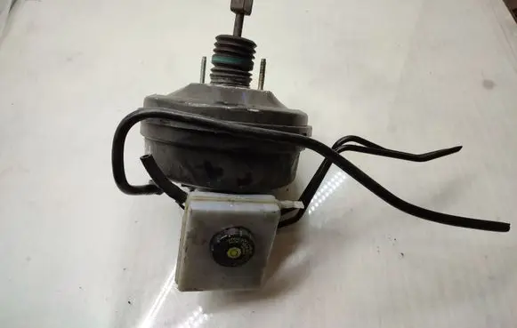 BMW X3 F25 Brake booster 6854352