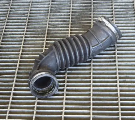 Opel Mokka Air intake hose/pipe 95374554