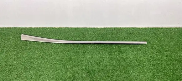 Citroen C5 Aircross Windshield trim 9819800077