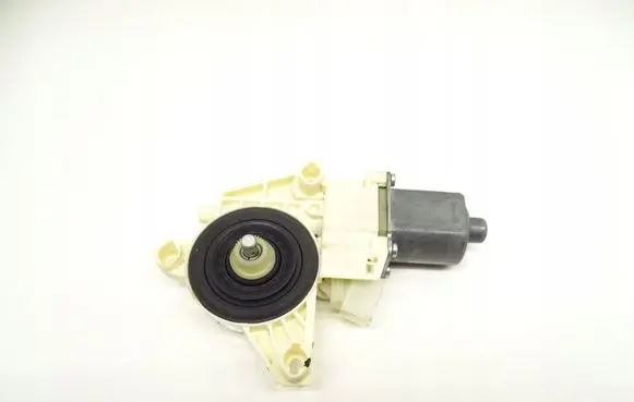 Mercedes-Benz B W246 W242 Front door window regulator motor A2469065200