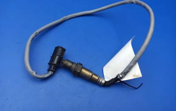 Mercedes-Benz C W204 Lambda probe sensor 0075425118