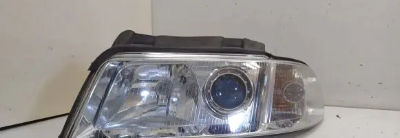 Audi A4 S4 B5 8D Headlight/headlamp 89300379