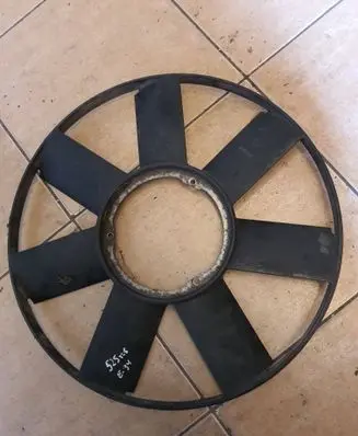 BMW 7 E38 Fan impeller 2243303