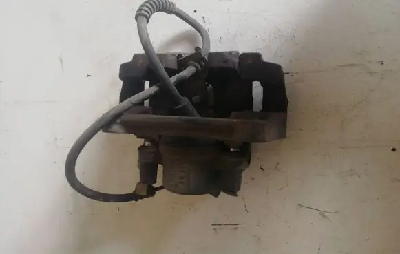 BMW X3 F25 Front brake caliper 703123