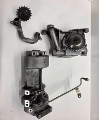 Audi A4 S4 B5 8D Oil pump 059115105G 0815781 059103337B