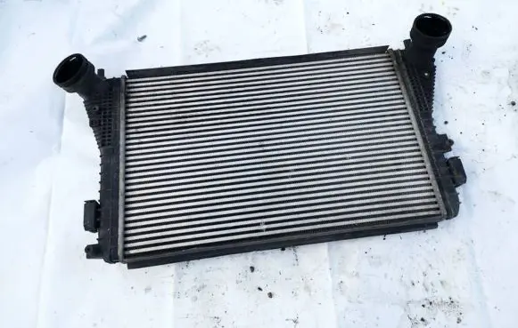 Volkswagen Touran I Intercooler radiator 1k0145803l