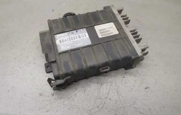 Volkswagen PASSAT B3 Engine control unit/module 0280000739 443907403G