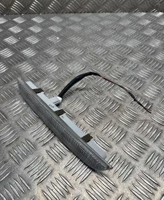Mitsubishi Outlander Third/center stoplight 8334A113