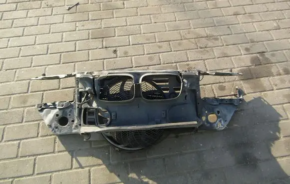 BMW 5 E39 Radiator support slam panel 