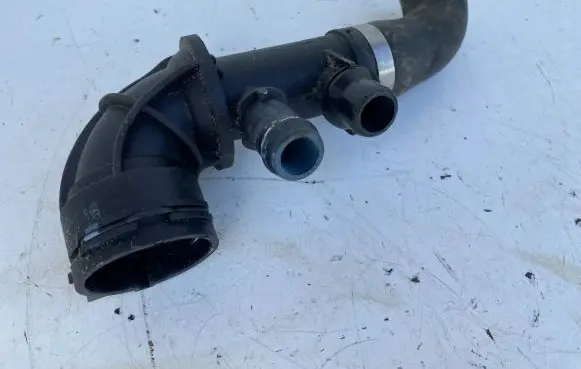 Volvo V40 Intercooler hose/pipe